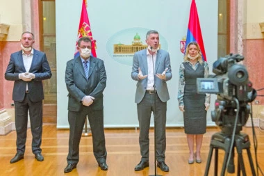 Sramni nastup Boška Obradovića u parlamentu: Besprizoran napad na lekare koji se svim silama bore protiv korone