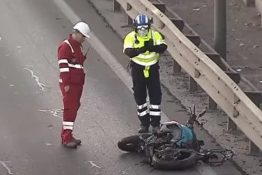 (VIDEO) Isplivao jezivi snimak: Ovako je argentinski fudbaler usmrtio motociklistu!
