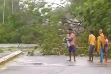 SPREMA SE KATASTROFA! Indija pokrenula postupak evakuacije, snažan "ciklon" ide ka istočnoj obali