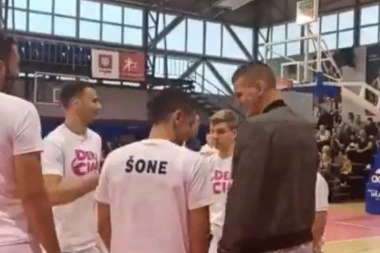 (VIDEO) Jokić u Beogradu: NBA zvezda nije htela da propusti Milojevićev oproštaj - dileme oko "kilograma i pločica" više nema!
