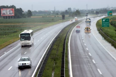 Vozači OPREZ: Prialgodite brzinu, metereolozi najavili kišu i mokar kolovoz