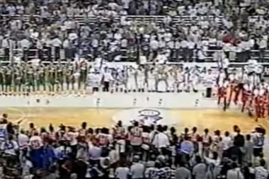 (VIDEO) Prošlo je 25 godina: Ko je naredio košarkašima Hrvatske da siđu sa postolja?