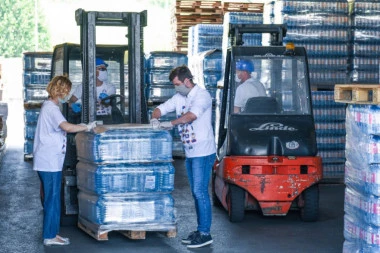 NIS donira 33 hiljade litara pijaće vode Ivanjici i Blacu