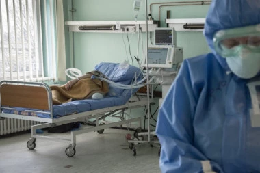 Pacijent zaražen koronom se bacio sa prozora bolnice: Na mestu ostao mrtav