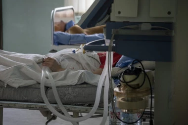 SLOBODNO 35 KREVETA: U Vranju zbog korone hospitalizovano 180 pacijenata, među njima nema dece