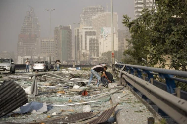 TRODNEVNA ŽALOST U LIBANU: Katastrofa u Bejrutu nanela štetu od više milijardi dolara!
