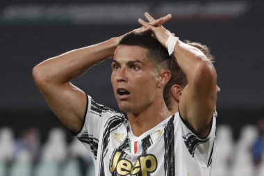 DRASTIČNA PROMENA U JUVENTUSU: Pirlo PRESEKAO, šta će reći Ronaldo?!