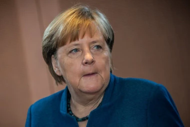 POOŠTRENE MERE! Merkel: Lokdaun u Nemačkoj DO KRAJA JANUARA!