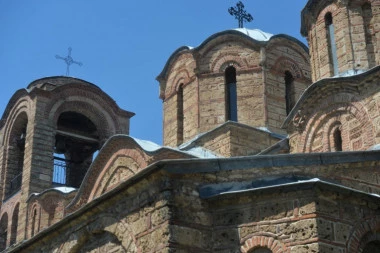 NASILNO UŠLI U SVETINJU I UKRALI NOVAC: Obijene crkve u selima Drajkovce i Donja Bitinja