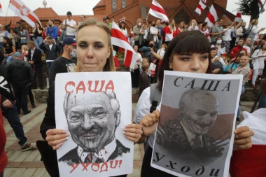 (FOTO, VIDEO) Preko 70.000 ljudi ustalo protiv Lukašenka