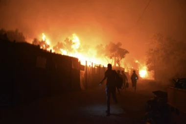 TRAGEDIJA U BANJALUCI: Izbio požar na baraci, jedna osoba POGINULA!