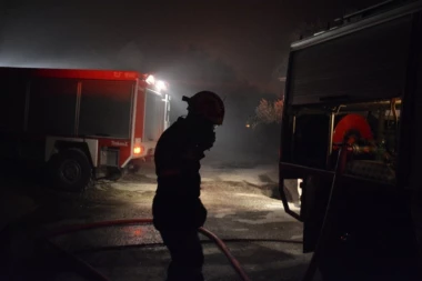 Kinu zadesio najsmrtonosniji požar u poslednjih deset godina: Poginulo najmanje 7 osoba, povređeno 11