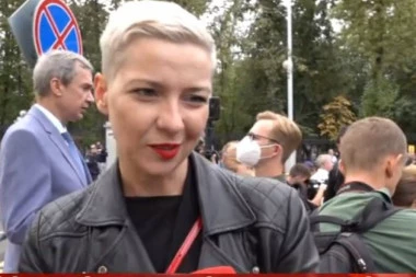 Uhapšena beloruska opozicionarka jedva izvukla ŽIVU GLAVU: "Stavili su mi kesu preko glave i rekli da će me proterati živu ili u delovima"