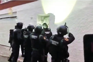 SRPSKA MAFIJA DROGU PLAĆA ORUŽJEM: Španska policija zabrinuta zbog novog trenda!