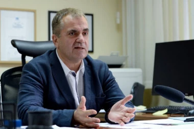 Zaštitnik građana potpisao sporazum sa bugarskim ambasadorom: PROJEKAT "DECA DECI – UPOZNAJ SVOJA PRAVA“