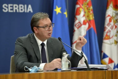 ŽIVELA SRBIJA! Vučić objavio video koji šalje SNAŽNU PORUKU: Da čuvamo svoju zemlju, da imamo SVOJU ARMIJU!