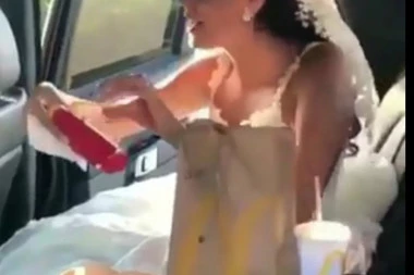 (FOTO,VIDEO) KAD MLADOŽENJA REŠI DA TE IZVEDE U AUTO: Pre venčanja "Mek"