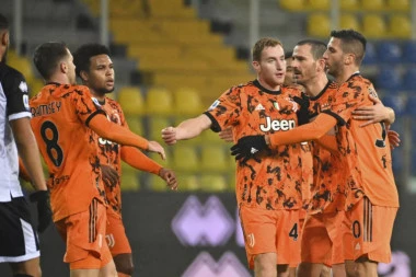 Ništa novo u Seriji A: Juventus pregazio Parmu!