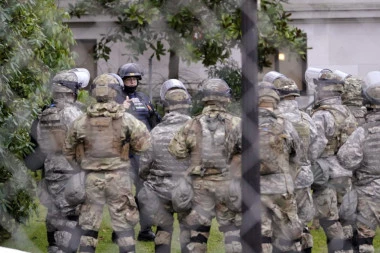 RASTE NAPETOST NA BLISKOM ISTOKU: Pentagon se oglasio, šalju dodatne vojnike