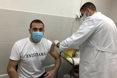 Slavko Gak: Zaposleni u školama da se vakcinišu u što većoj meri