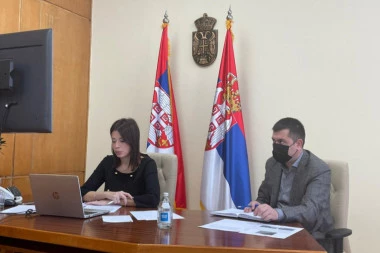 Ministarka Vujović zahteva: Hitno formirati radne grupe za rešavanje plutajućeg otpada na Limu i Drini