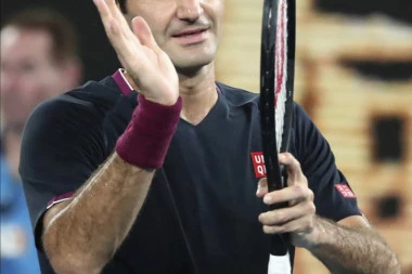 DA OVO NIKO NIKADA NE PONOVI: Rodžer Federer RAZOTKRIVEN, ovo je radio tokom čitave karijere!