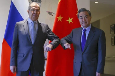 NAJVEĆI STRAH ZAPADA SE OSTVARUJE! Jača saradnja Rusije i Kine, potvrđena sve tešnja veza između dve sile