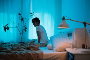 MUČI VAS NESANICA ZBOG VISOKIH TEMPERATURA: 5 načina da se rashladite i spavate mirno
