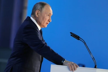 RUSKI PREPARATI SU NAJBEZBEDNIJI! Putin: Sputnjik V je pouzdana poput KALAŠNJIKOVA, a za ostale će pokazati vreme