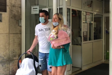 (FOTO) LUNA I MARKO NAPUŠTAJU DOM: Rijaliti par pakuje kofere i ODLAZI sa ćerkom!