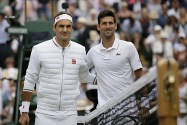 NE VADI GA IZ USTA: Federer OVIM rečima o Đokoviću IZNENADIO sve na Vimbldonu!