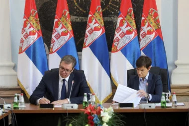 Vanredni sastanak Vučića, Ane Brnabić i Vulina u Predsedništvu: Evo o čemu će razgovarati!