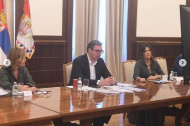 (FOTO) ODRŽANA VAŽNA VIDEO KONFERENCIJA: Vučić sa Zaevom i Ramom o "Malom Šengenu"