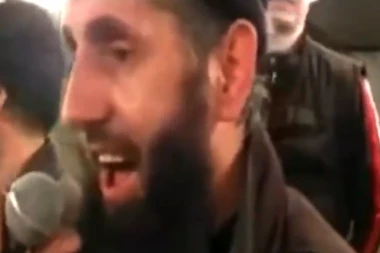 SNIMAK VERSKOG FANATIKA IZ BOSNE ŠIRI SE INTERNETOM: Eto odmah sa svih strana naše braće Talibana, DA VAM PRESUDE! (VIDEO)