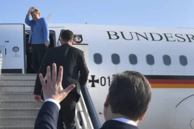 VELIKI LIDERI SE PAMTE PO SVOJIM DELIMA:  Vučić ispratio Merkelovu i poslao jaku poruku! (FOTO)