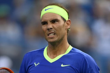 TENISKI ZEMLJOTRES: Nadal šalje Federera u PENZIJU?!