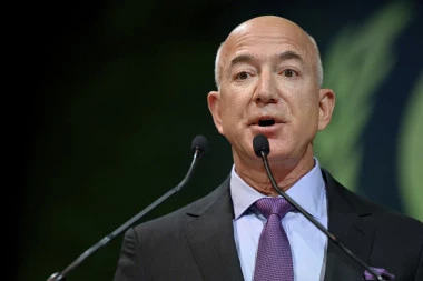 NA PLANETI ĆE OSTATI SAMO MALI BROJ LJUDI: Šok tvrdnje američkog milijardera - Bezos predviđa mračnu budućnost