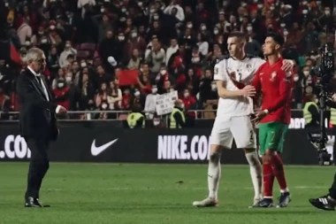 PSOVAO I VREĐAO! Ronaldo URLAO nakon ispadanja, isplivao snimak! (VIDEO)