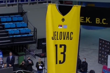 TIHA JEZA: AEK povukao dres Stevana Jelovca, scena koja slama srca obišla košarkaški svet! (VIDEO)
