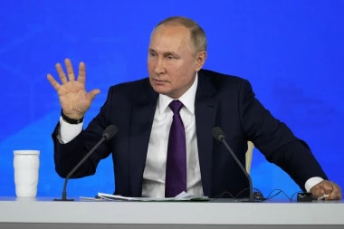 SNIMAK KOJI JE OBIŠAO SVET! Putin na otvaranju Olimpijskih igara POSLAO poruku ZAPADU! (VIDEO)