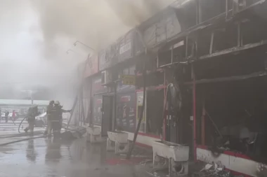 IMA POVREĐENIH! Gust dim se nadvio nad gradom: Gori autobuska stanica! (VIDEO)