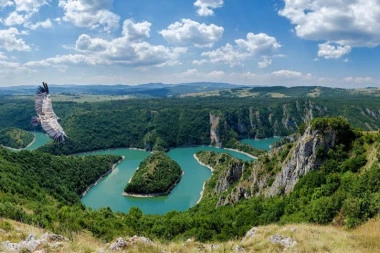 Sutra počinje prijava za novih 100.000 vaučera za odmor u Srbiji