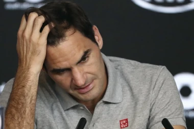 TENISKI SVET U SUZAMA: Povukao se Rodžer Federer!