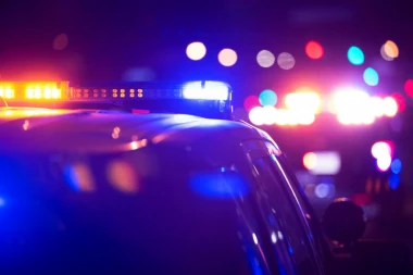 HOROR U PORODIČNOJ KUĆI, POLICIJA ZATEKLA MRTVA TELA! Ubijeno pet osoba u pucnjavi, ubica među njima!