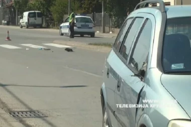 UŽAS U KRUŠEVCU: Automobil udario devojčice dok su prelazile pešački prelaz!