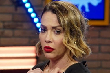 Marijana Mićić doživela NEPRIJATNOST kod kozmetičara! Glumica ostala ZATEČENA: Ne znam zašto su me to pitali! (FOTO)