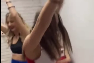 ONI I MI! Procurio snimak iz svlačionice: čirlidersice na SPEKTAKULARAN način proslavile Zvezdinu titulu na Jadranu! (VIDEO)