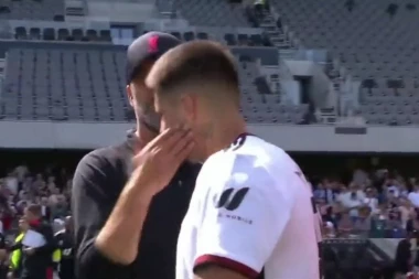 KLOP OŠAMARIO MITRA! Neverovatan potez Nemca posle dva gola Srbina Liverpulu (VIDEO)