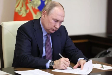 PUTINOV DEKRET O ZABRANI PRODAJE NAFTE STUPA NA SNAGU 1. FEBUARA: Ruski predsednik u decembru potpisao dokument - ovo su detalji