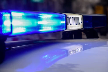 VOZIO NAORUŽAN DO ZUBA I PRETIO LJUDIMA! Drama na Voždovcu!